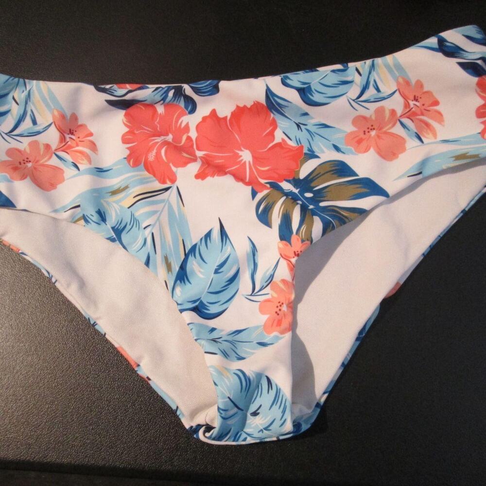 Jrs sz L swim bottoms by Shein